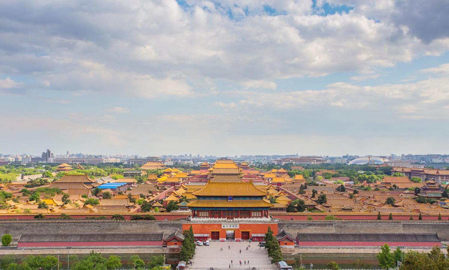 East Sacred Hotel--Very Near Beijing Tiananmen Square ,The Forbidden City,The Temple Of Heaven ,3 Minutes' Walk To Wangfujing Subway ,Located In The Center Of Beijing, Many Shopping Malls Around,Newly Renovated Hotel-Able To Receive Foreign Guests Eksteriør bilde The Forbidden City, Beijing