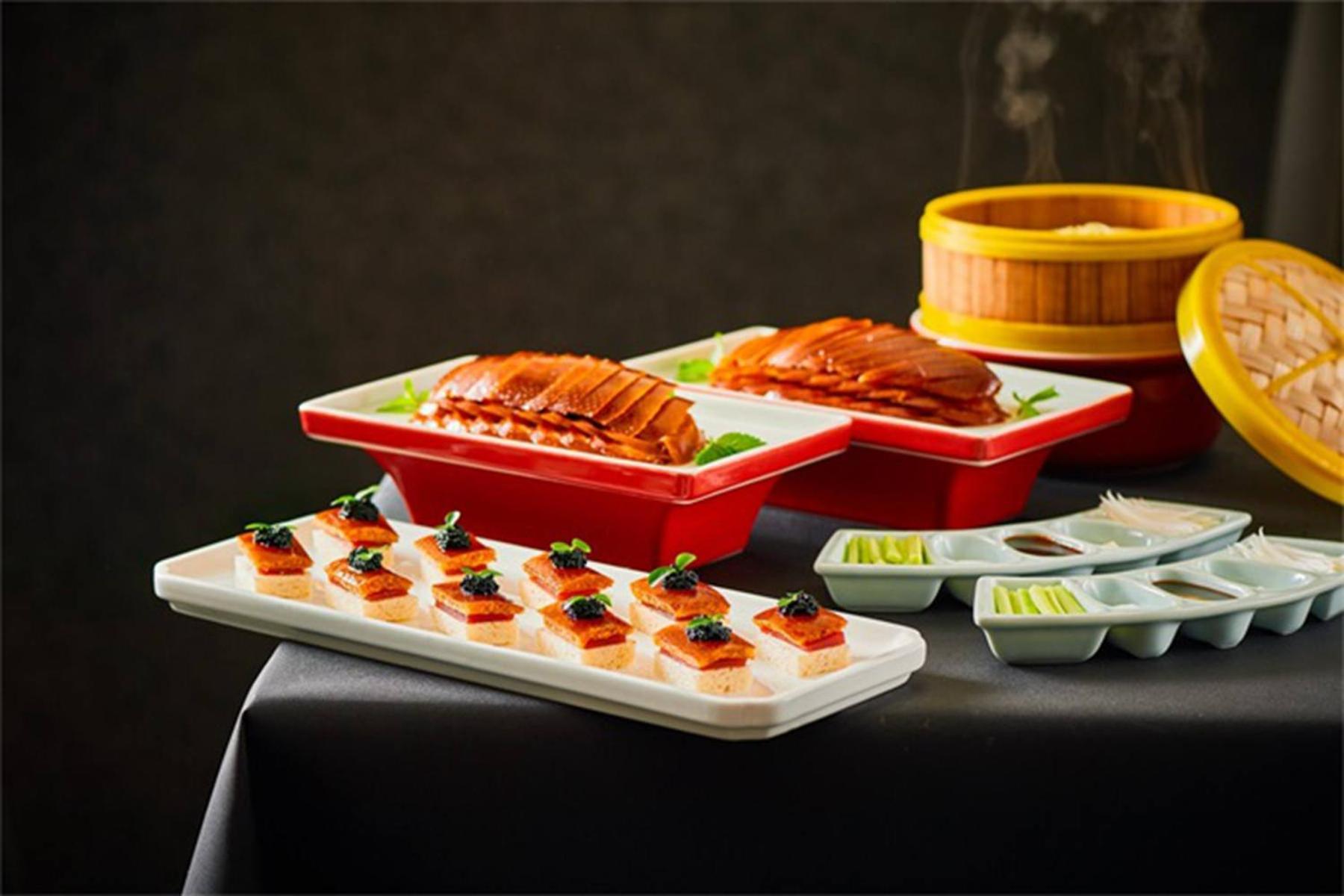 East Sacred Hotel--Very Near Beijing Tiananmen Square ,The Forbidden City,The Temple Of Heaven ,3 Minutes' Walk To Wangfujing Subway ,Located In The Center Of Beijing, Many Shopping Malls Around,Newly Renovated Hotel-Able To Receive Foreign Guests Eksteriør bilde A selection of dim sum